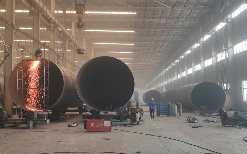 儲罐運輸需要注意什么？從結(jié)構(gòu)保護到安全到位的工程要點